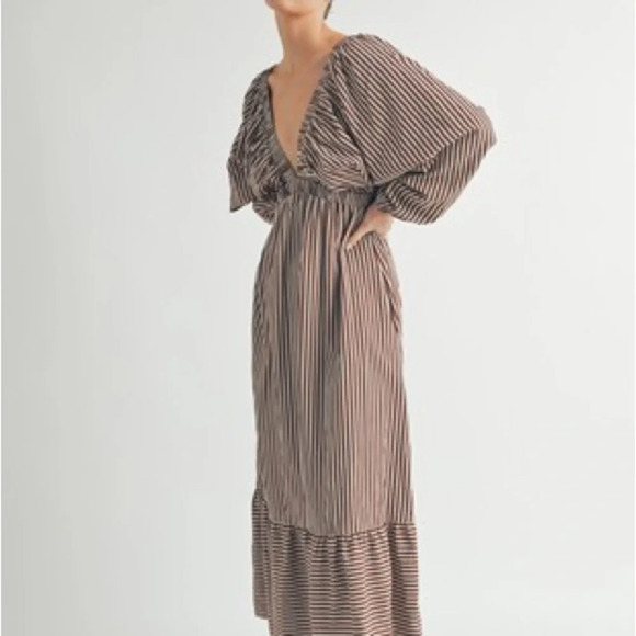 Long Sleeves V-Neck Stripe Midi Dress - Picture 2 of 3